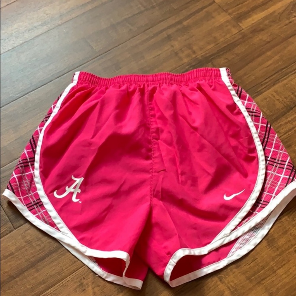 Nike Alabama Hot Pink Sz M.  ALABAMA shorts